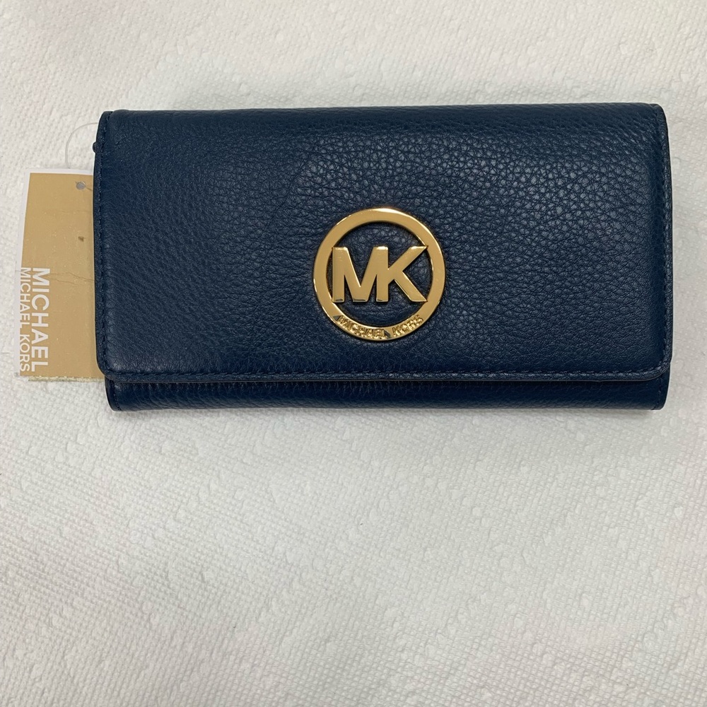 NWT Michael Kors navy Fulton wallet